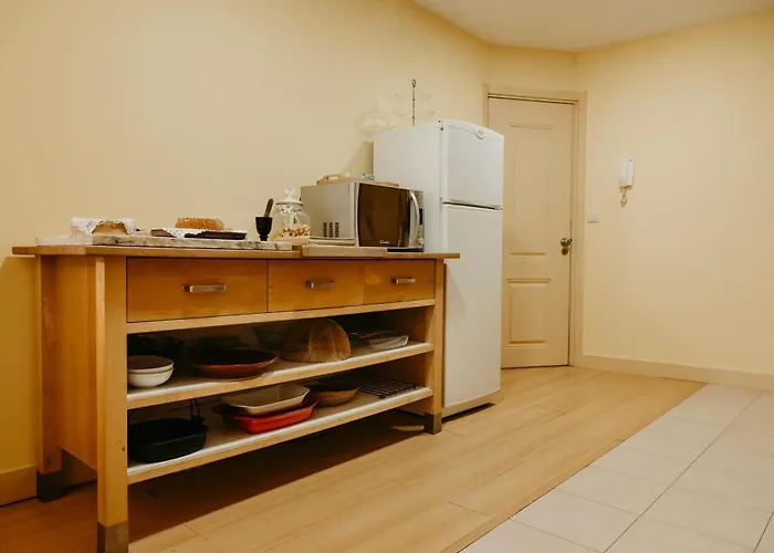 Casa Do Sorrio - Slow Down, Live Now *