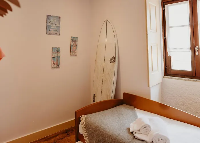 Casa Do Sorrio - Slow Down, Live Now